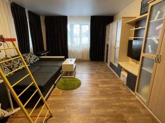 Продам большой дом с ремонтом на Восточном Харків