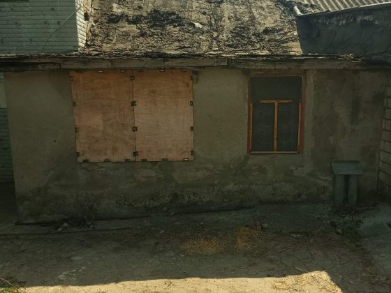 Продам часть дома с землей двор на 3 хозяина Миколаїв