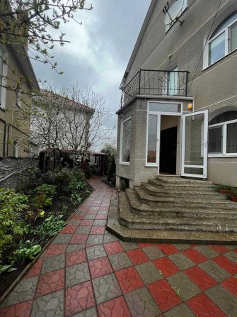 Дом на две семьи в Царском селе , хорошее состояние - фото 1