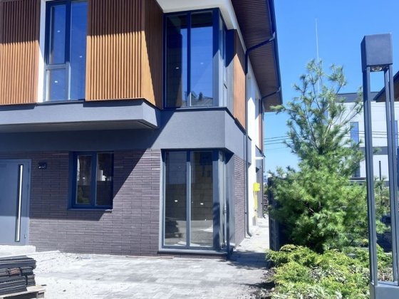 Петр.Борщагівка кутовий таунхаус з ремонтом ЄОселя 2% податку Петропавловская Борщаговка