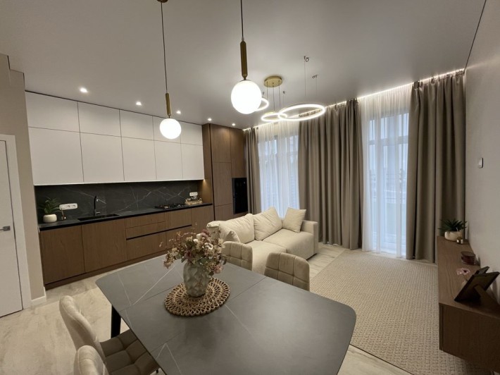 Будинок з ремонтом/ меблями/ технікою/118м2/ 2 сотки/ Без комісії - фото 1