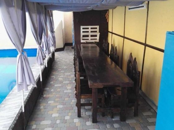 Продам просторий будинок з басейном Нові будинки (Новые дома) Харків