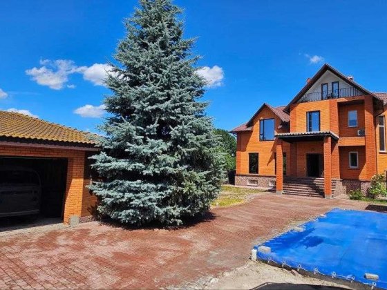 Продам  будинок з басейном Софіівська Борщагівка на Польовій Софиевская Борщаговка