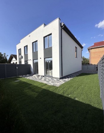 Ленселище 50м2 таунхаус з власним подвірʼям газом та каналізацією - фото 1