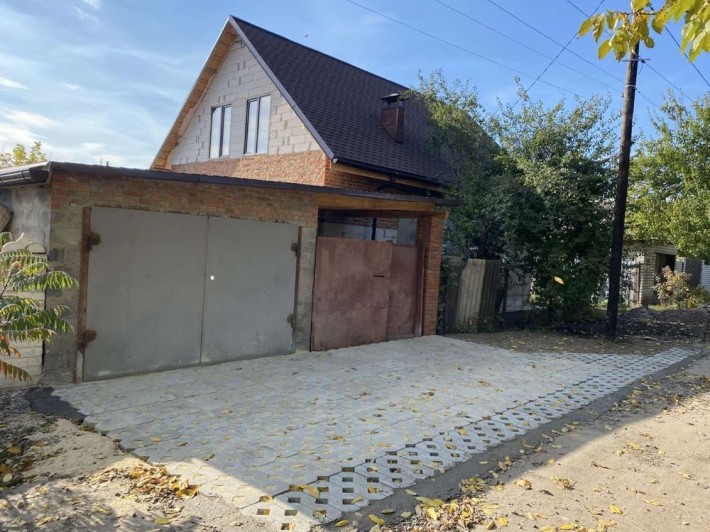 Дом + участок  6 сот. Метро Индустриальная .Сертификат. - фото 1