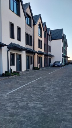 Продаж таунхаус за ціною квартири!Без Комісії! є оселю! - фото 1