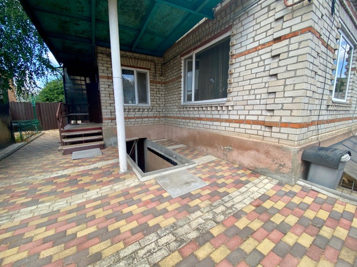 Продается часть дома в Ш.Балке, отдельный адрес, 2,5 сот, гараж. С2 - фото 1