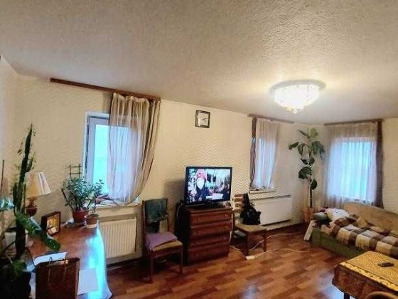 Продам будинок район Комунальний ринок Харків