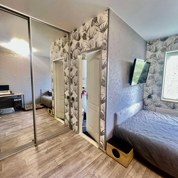 ‼️Продам часть дома 1к 35м2 метро Защитников Украины 300м‼️ 17500у.е. - фото 1