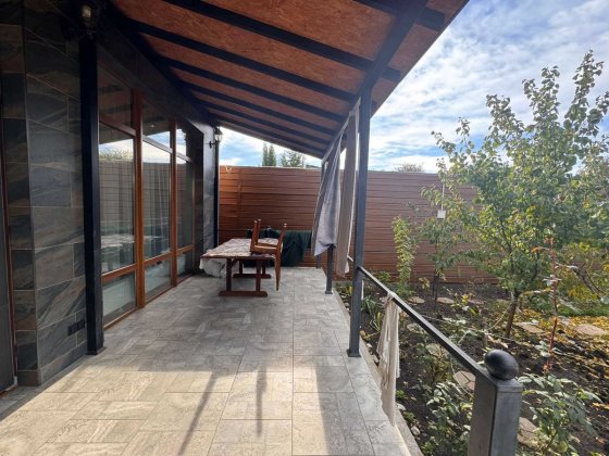 Новий будинок 136 метрів з євроремонтом у центрі Таїрова Корольова Одесса