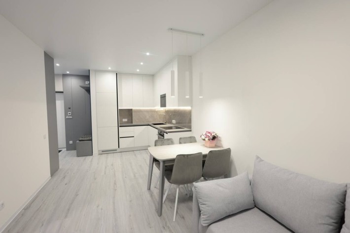 Євро 2х-кімнатна квартира ЖК «Кришталеві джерела»44 м²,Київ, Теремки - фото 1