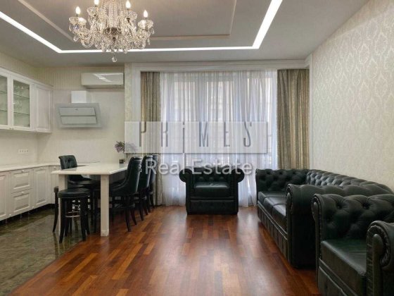 Продаж 3к квартири з новим ремонтом, вул. Малевича, 48, Центр Киев