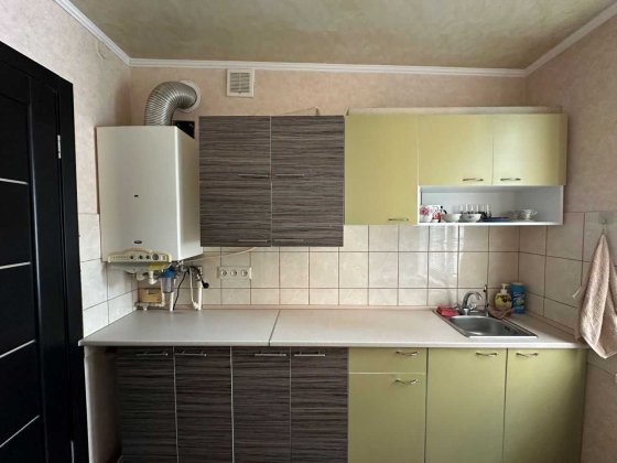 Частина будинку, ЦЕНТР, можна під комерцію, ФАСАД