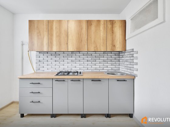 Без% Голосіївській район, вул. Феодосійська, буд. 4 Київ