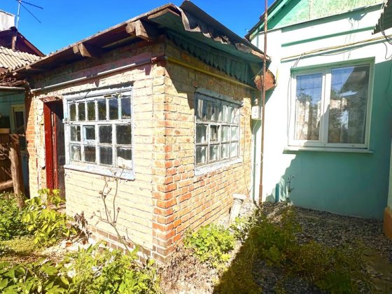 Продам часть дома , немышля , свой двор , заезд . Харків