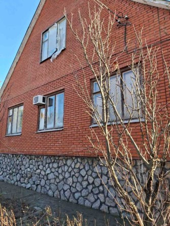 Продаж  будинку в Жихарі з гарним місцерозташуванням - фото 1