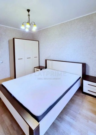 Стильна 1-кімнатна квартира 40 м² у ЖК "Комфорт Таун" Регенераторна,4 - фото 1