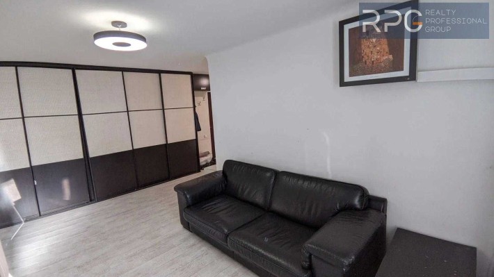 Продам 2к квартиру Печерськ метро Палац України - фото 1