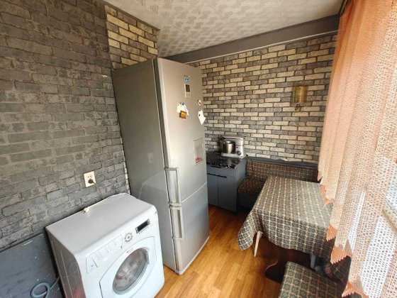 Продаж 3к квартири Дніпровського району Воскресенка бульвар Перова 11 Киев