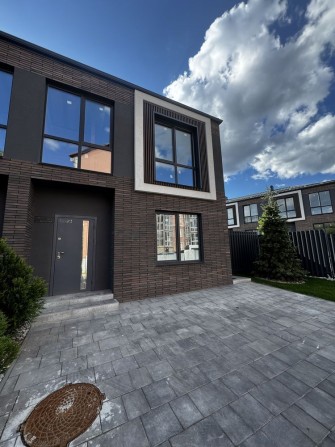 Таунхаус 115м2 з центр. комунікаціями. Соф.Борщагівка. БЕЗ КОМІСІЇ - фото 1