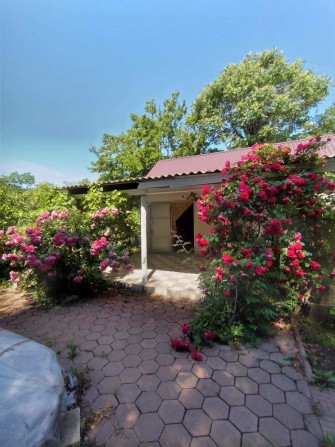 Продам дачу на 4 сотках земли в районе Дача Ковалевского - фото 1