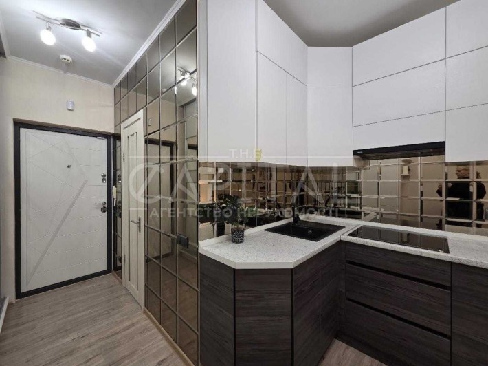 Сучасна квартира-студія Комфорт Таун ТОРГ - фото 1