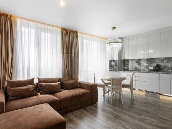 Продам квартиру Славутич 70м2 3к дизайнерська Дарницький р-н Seven Киев