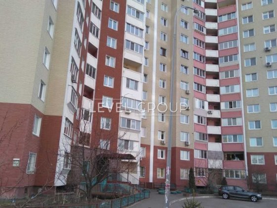 Продається 3 кімнатна квартира з ремонтом, Київ