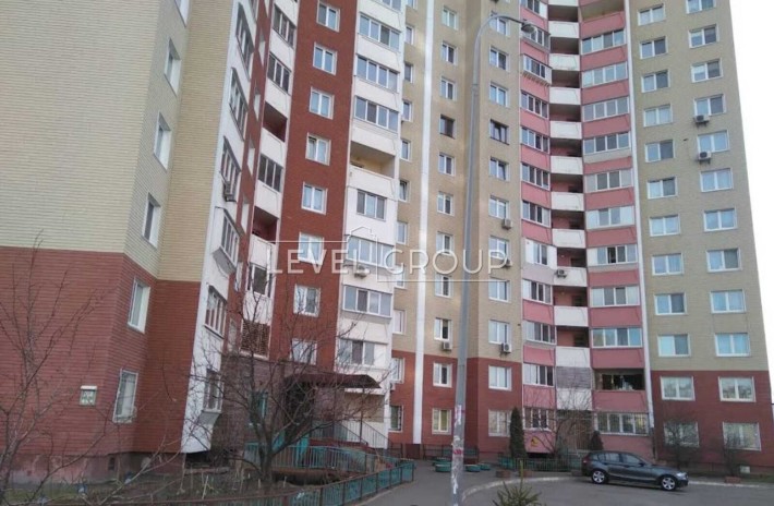 Продається 3 кімнатна квартира з ремонтом, - фото 1