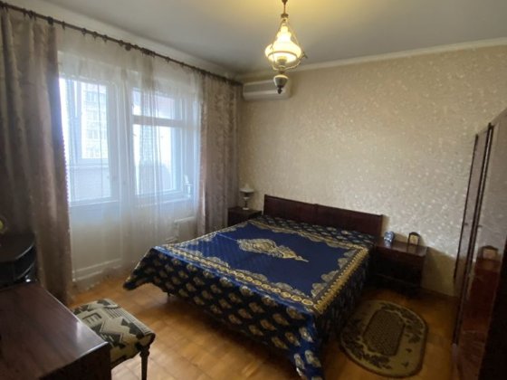 Продаж трикімн кв 77 м, Харківське шосе,Тростянецька,Парк Партиз Слави Київ