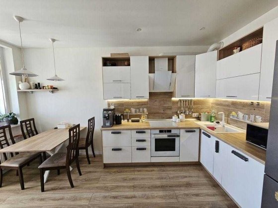 1К 51м Драгоманова  Осокорки Позняки Ахматової Григоренка Лебединий