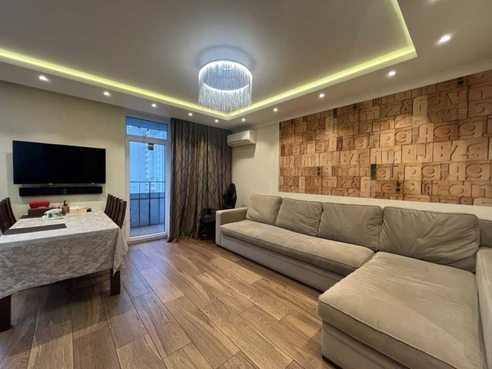 Продам 5-и комнатную 2-х ярусную квартиру Оболенский р-н. Богатырская - фото 1