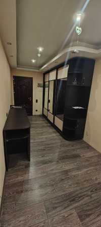 Продам трикімнатну квартиру в Святошинському р-н - фото 1