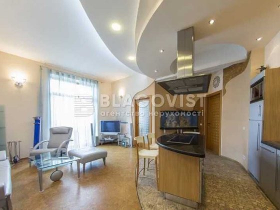 Продаж 3кім.Хрещатик 25. Будинок з зіркою. Сталінка. Центр Столиці. Киев