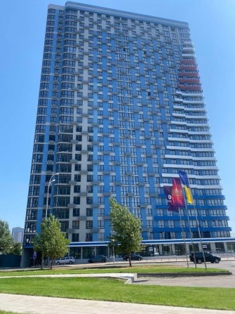 ЖК Берег Дніпра. Продаж двокімнатної квартири в Києві - фото 1