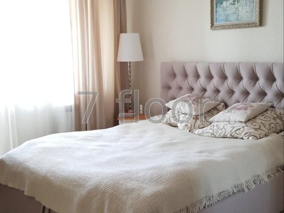 3 кімнатна квартира Рейгана Драйзера Троєщина ТЦ Район Почайна Київ