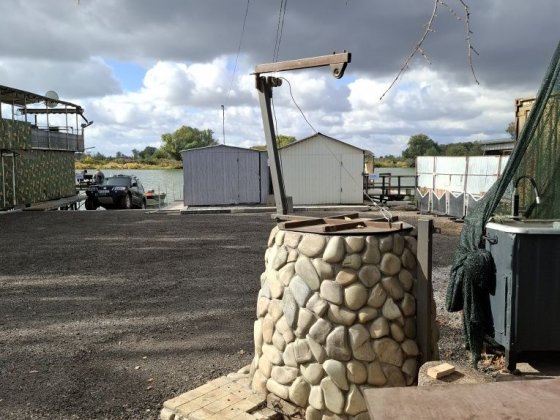 Продам свой дом на базе стоянке лодок и катеров в с. Маяки, Одесская о Одесса