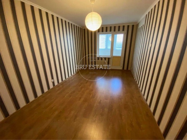 Продам 2к квартиру на Позняках Драгоманова Дарницький Осокорки - фото 1