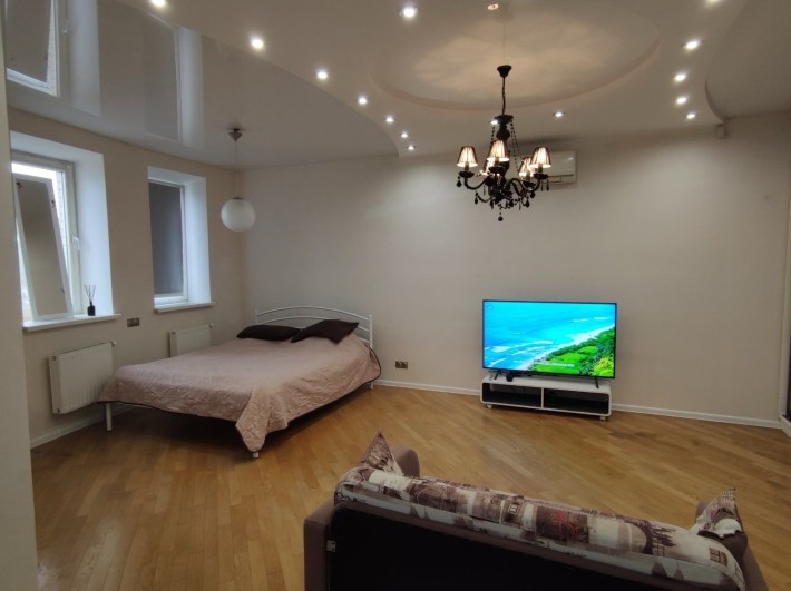 Власник! Голосіївська 13А, 1-кім., 56кв.м., ЖК "Голосіїво" - фото 1