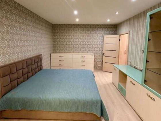 Продаж євро 2к квартири Ахматової 30 Осокорки Позняки Дарницький район Киев