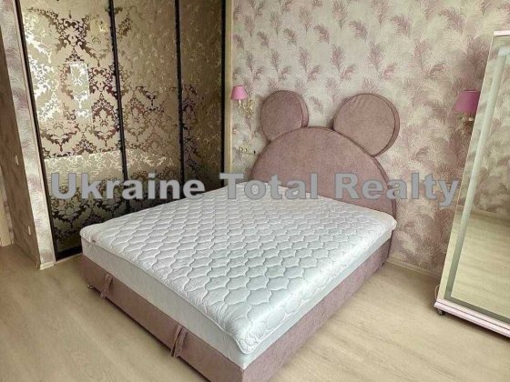 Позняки/Осокорки! 2к квартира 57м2 з ремонтом! Вул Ахматової 30