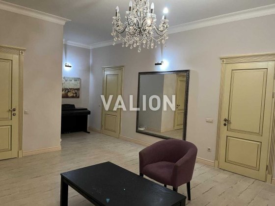 Продаж 3 кім. кв. вул.  Червоноткацька, 43 (Черчілля)  без комісіі. Київ