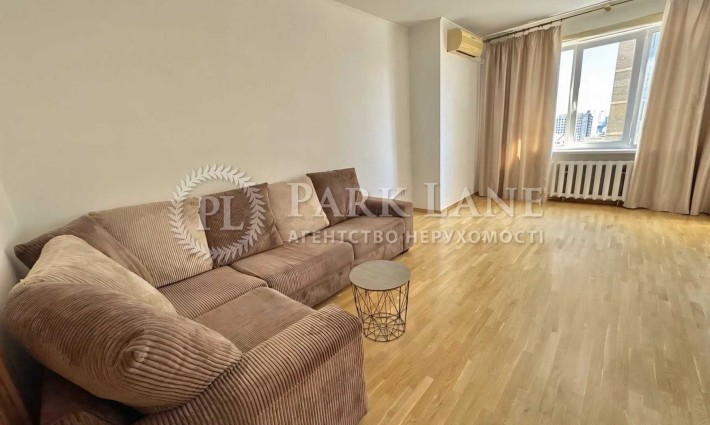 Продаж просторої 2к квартири Дніпровський район Микільсько Слобідська - фото 1