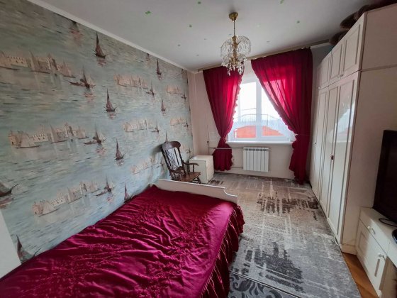 Продаж квартири на Троещині , вул. Ликівська , навпроти Епіцентра Київ