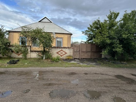 Продается жилой дом  на Большой Даниловки Харьков