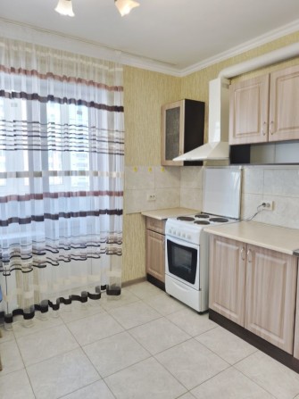 Продам чудову квартиру на пр. Червоної Калини 93а! - фото 1