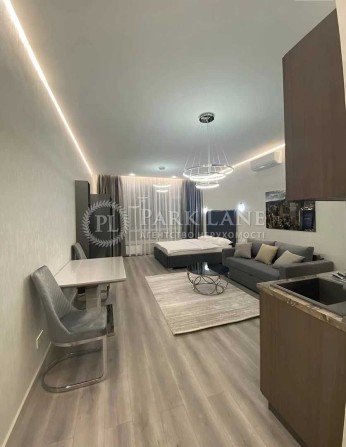 1 кімнатна студія в центрі Києва, Володимирський ринок Антоновича 131 - фото 1