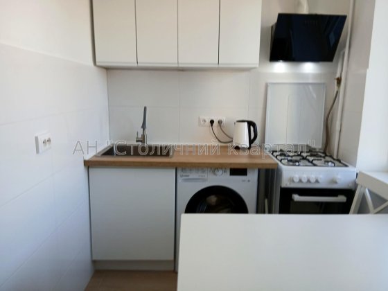 Метро Оболонь Трикімнатна Оболонський проспект 7Б Київ