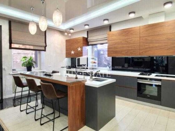 Продажа качественного дома в районе Баварии Харьков