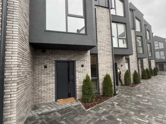 Таунхаус 107 м² під чистову обробку із паркомісцем та ділянкою. Газ!!! Софиевская Борщаговка